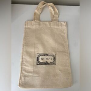 Gucci dust bag